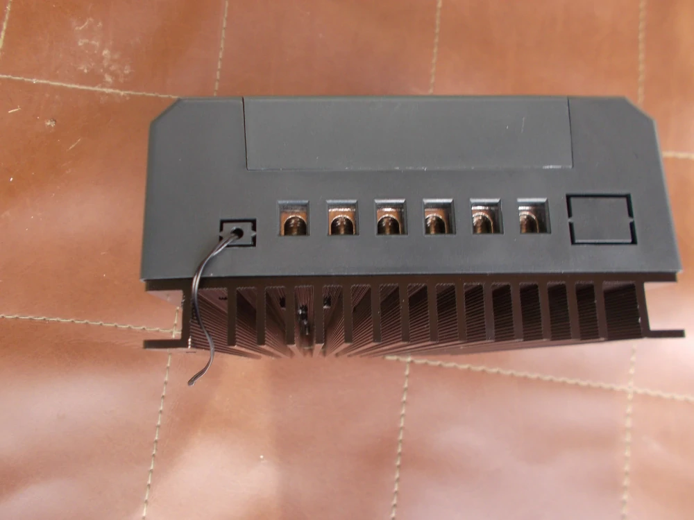MPPT regulátor 12/24V 20 A MPJ 20A