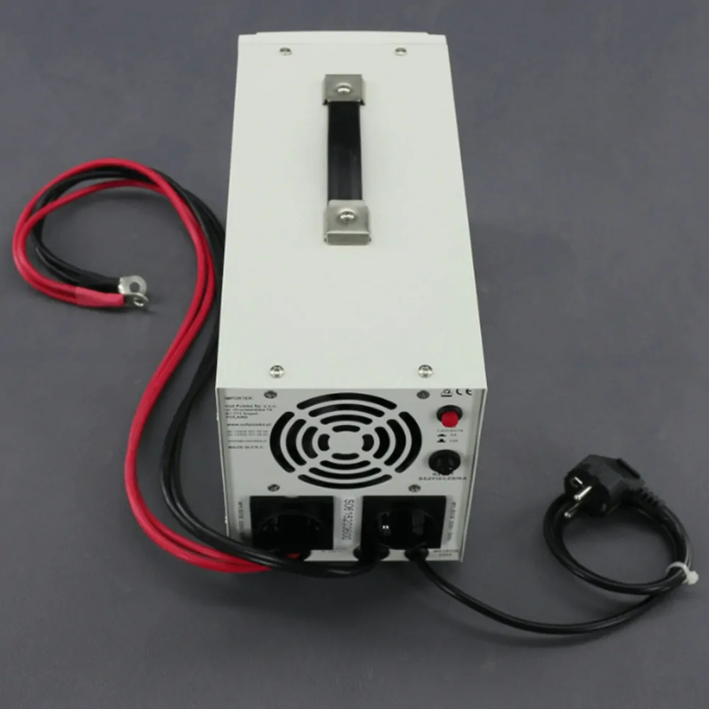 ZZ24 - 700W/ 230V záložní zdroj sinusový, pro aku 12V (na plochu)