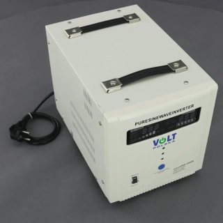 ZZ28 - 1250W/ 230V záložní zdroj sinusový, pro aku 12V (na plochu)